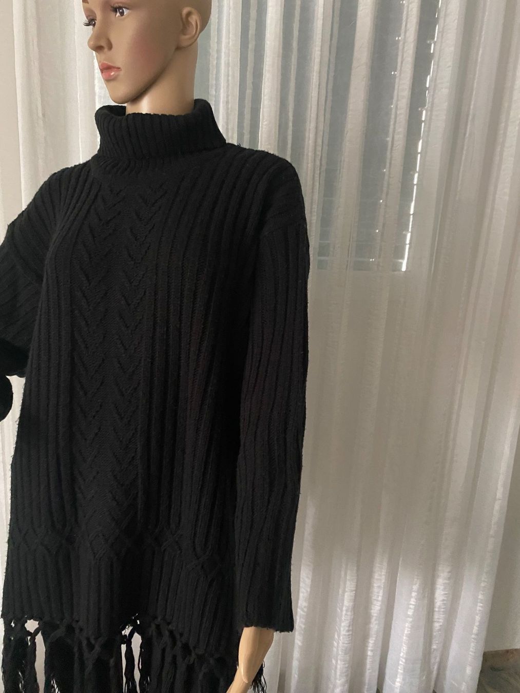 Maglioni & Felpe: Perfekter Auftritt - selten schöner Fransen-Pullover, L/XL – Usato da Winkel venduto da ferrari2022 4