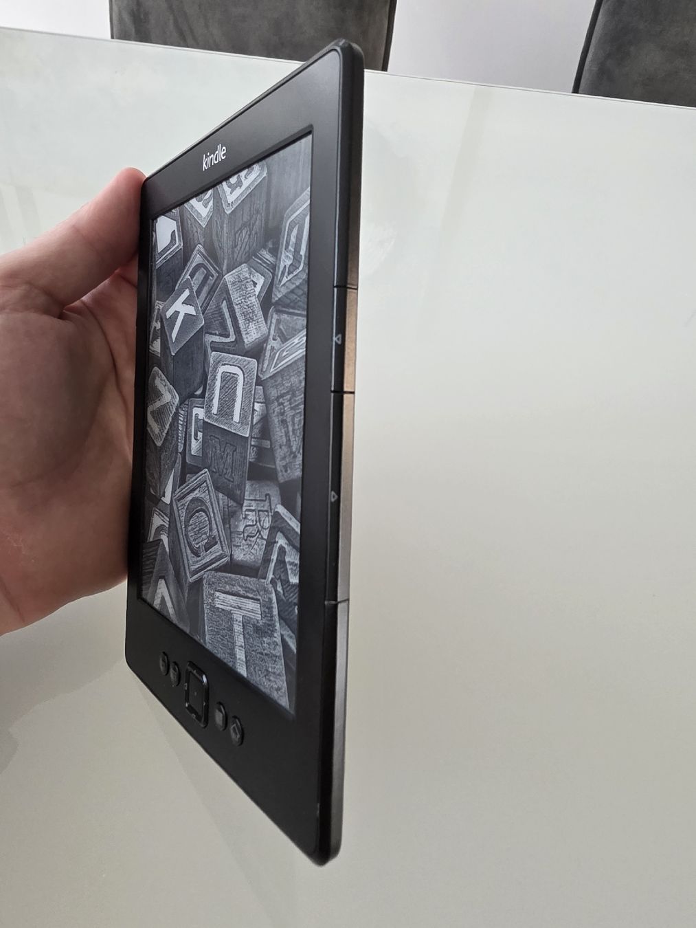 Amazon Tablettes PC: Amazon Kindle E-Reader sehr guter Zustand – D'occasion à Kriens par eldo1990 4