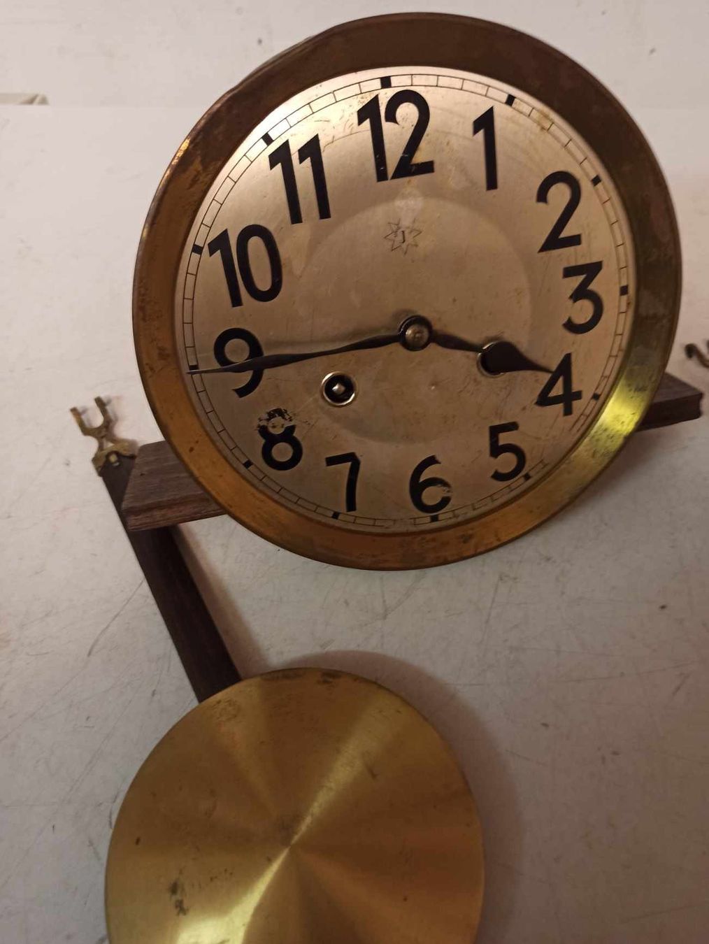 Junghans Orologi: Pièces pour horlogers / mouvements – Usato da La Chaux-de-Fonds venduto da Emmaus2300CDF 2