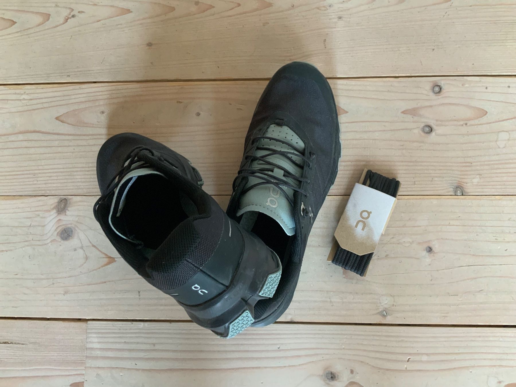 On Scarpe da donna: Neuer on Sneaker( Cloudventure, Gr. 40) – Nuovo (secondo la descrizione) da Dübendorf venduto da Roliricardo 2