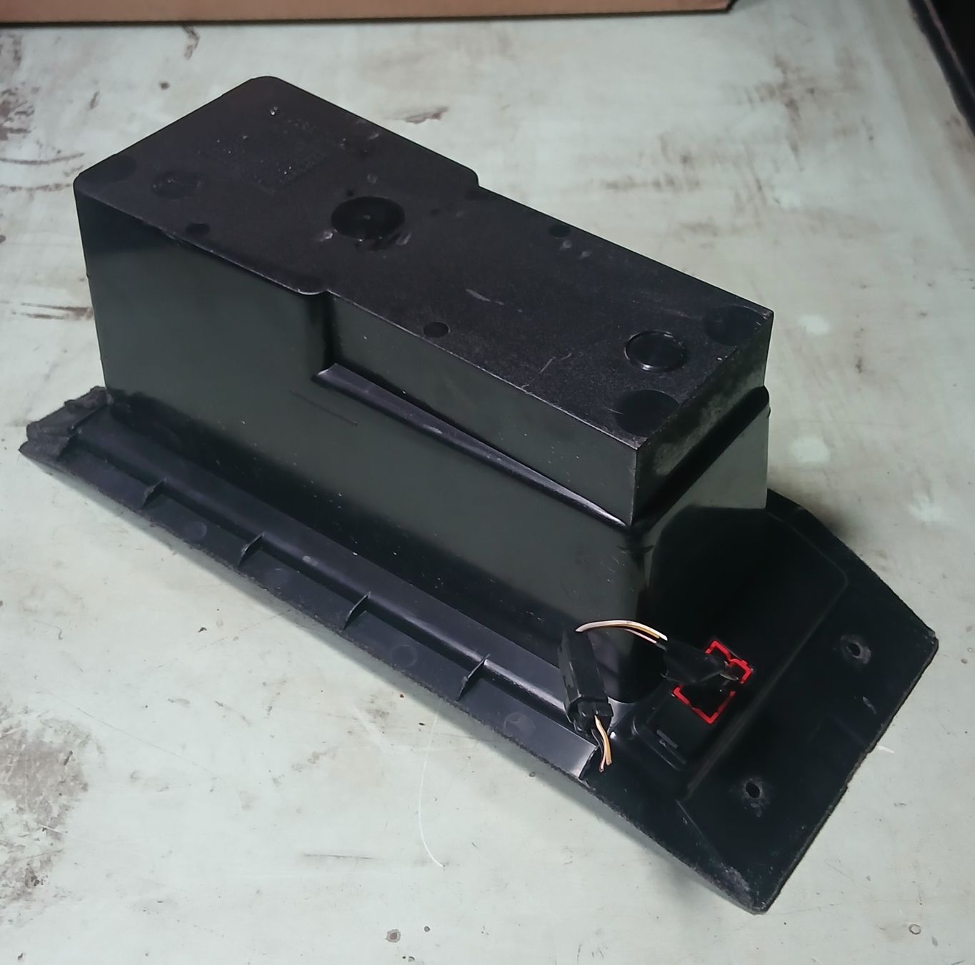 Jaguar Tutti pezzi di ricambio auto: Boîte console centrale Jaguar XJ6 X300 – Usato da la heutte venduto da Auto-stock 1
