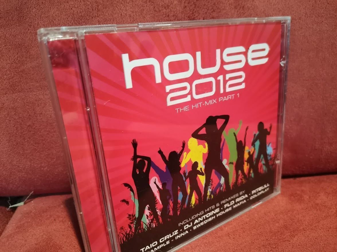 CD: House 2012 CD – Usato da Zofingen venduto da noise123
