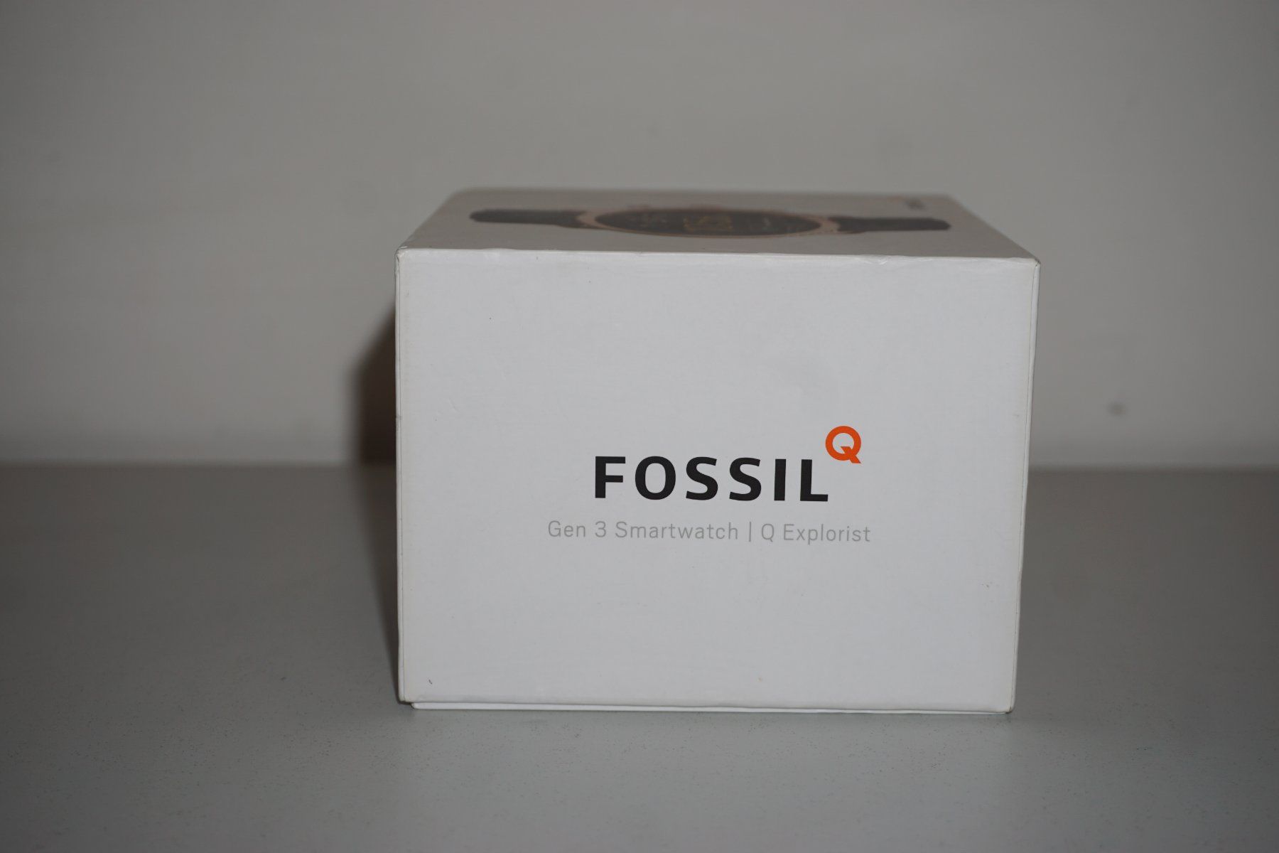 Fossil Smartwatch: Fossil Q Explorist  Smartwatch 44mm - Top – Gebraucht aus Basel von David25 2