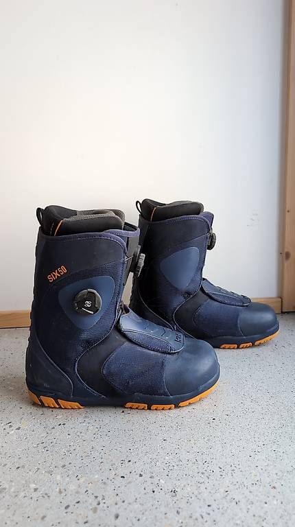 Head Scarpe da uomo: Boots de snowboard Head SIX50 taille 44.5 – Usato da Lausanne venduto da pie_n2mq 1