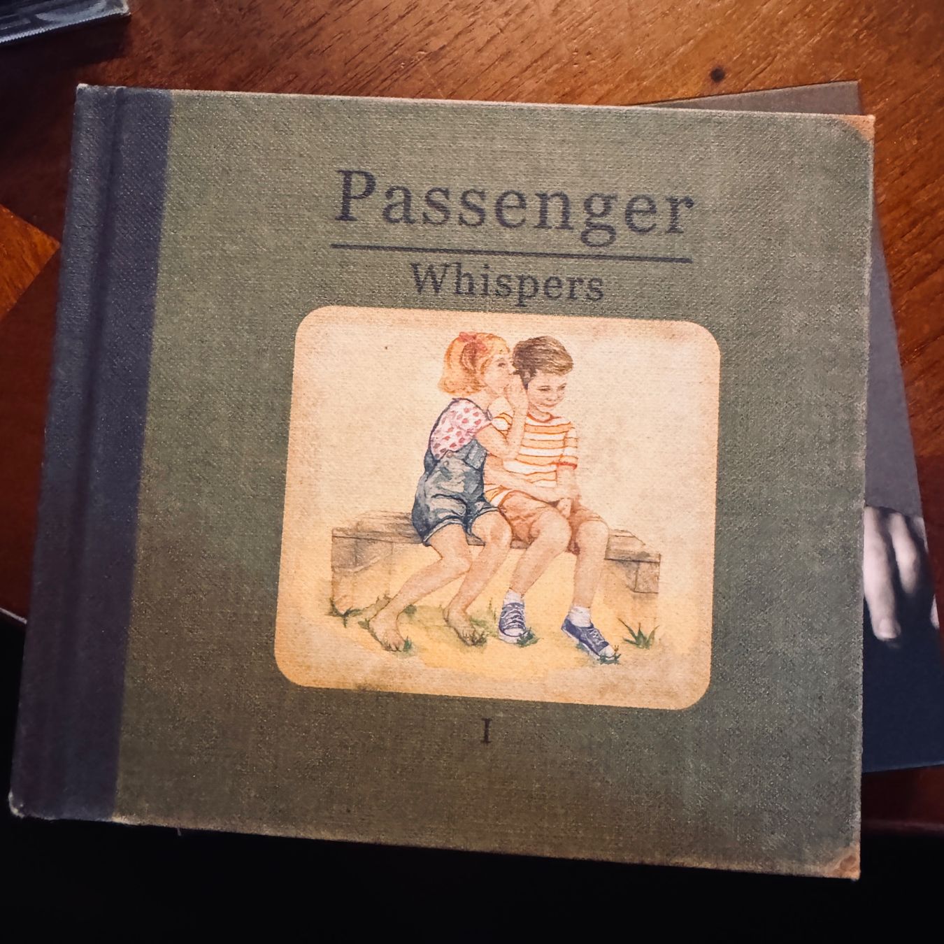 CDs: CD Passenger - Whispers aufklappbar – Gebraucht aus Merligen von barratt