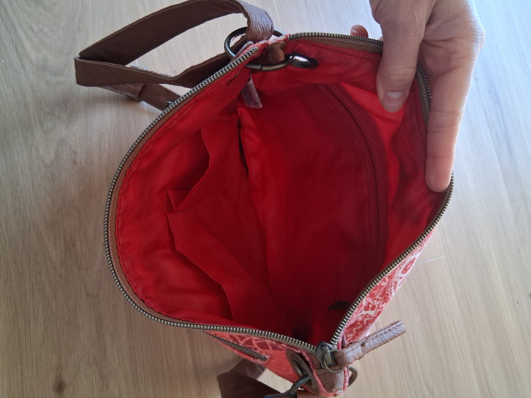 Desigual Borse da donna: Desigual Umhängetasche – Usato da Lengnau AG venduto da Nathi88 3