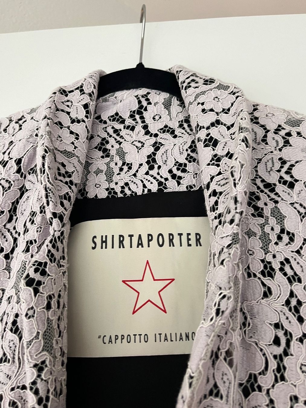 Cappotti: Shirtaporter  Mini Mantel – Usato da Zürich venduto da pizzobeatrice 1