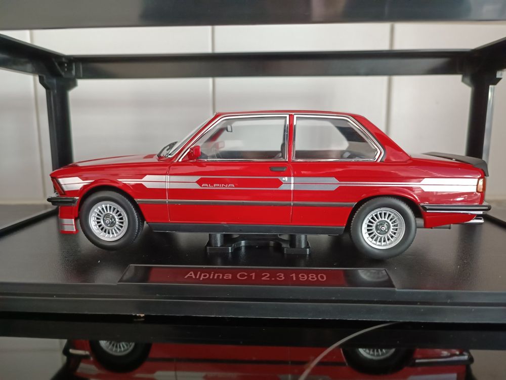 Modèle Réduit BMW ALPINA C1 2.3 E21 1980 Gris Argenté 1/18