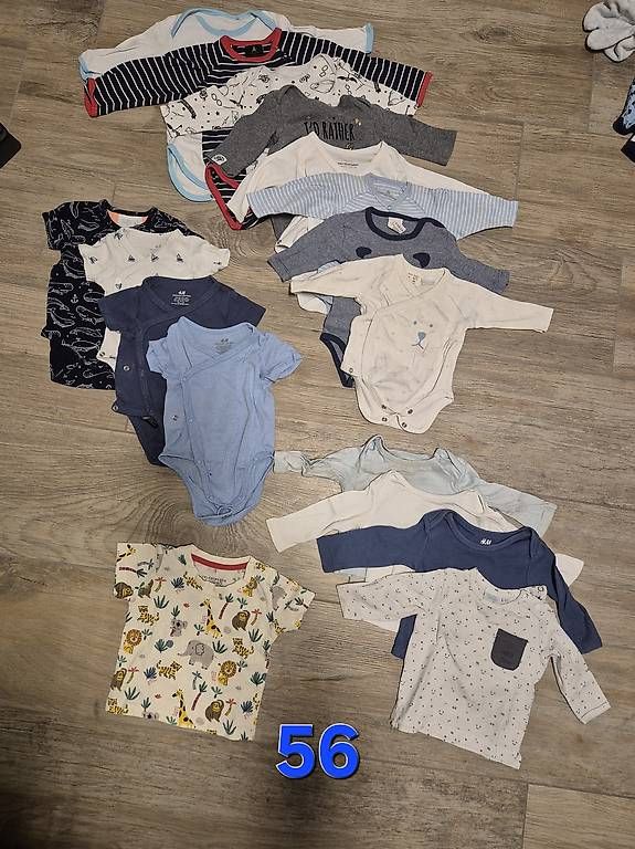 Lotti & Set di vestiti: Babykleider 50-56 – Usato da Oetwil am See venduto da delia.hess 2