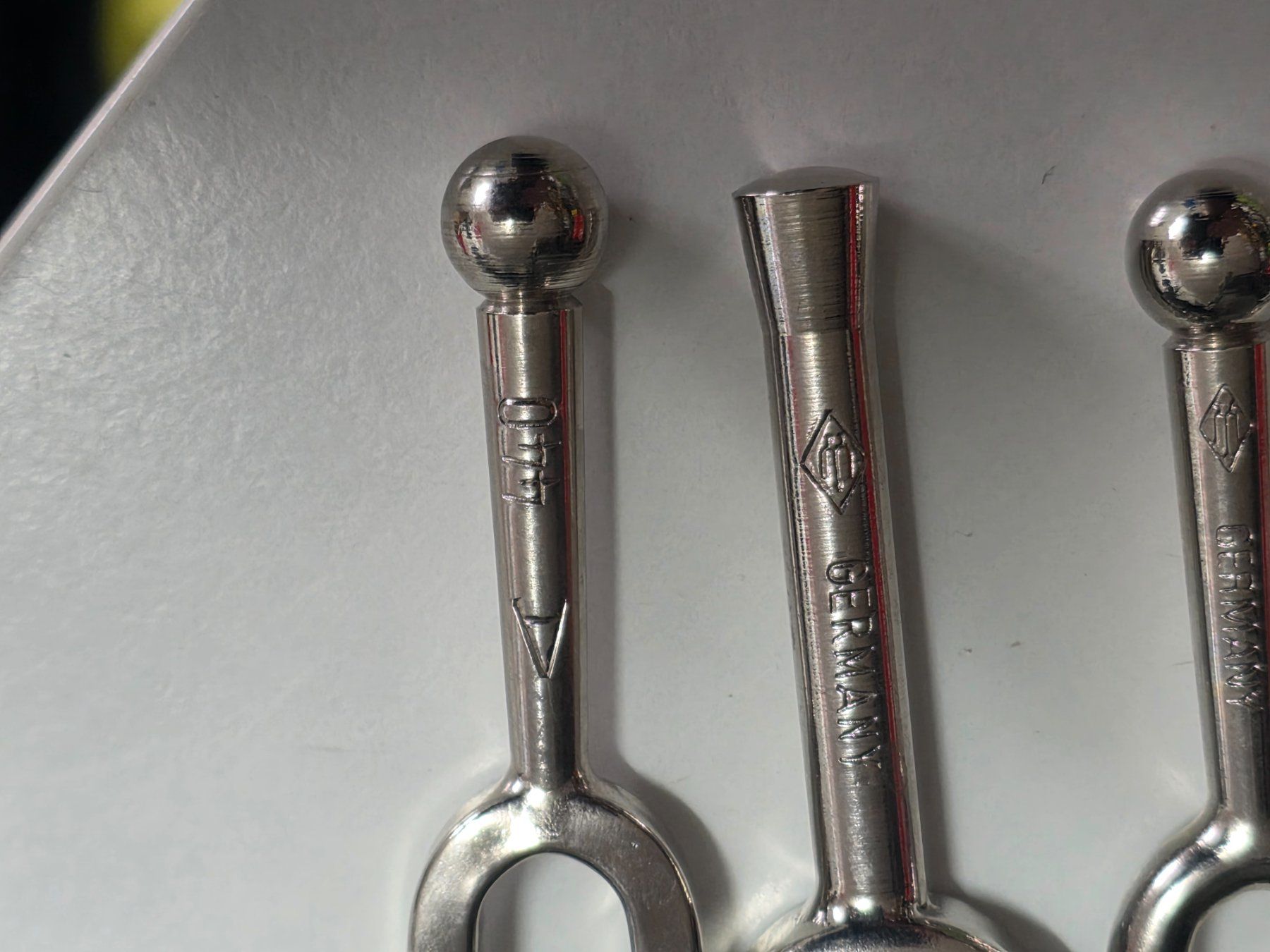 Musikinstrumente: 4 Stimmgabeln Germany Metall – Gebraucht aus Dorf von Echo_Elements 7
