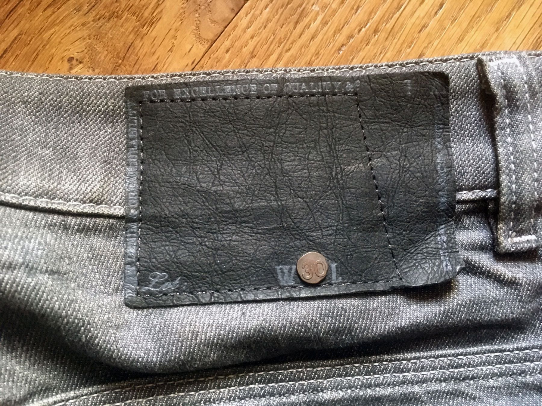 Diesel Jeans: DIESEL Jeans – Usato da LAUSANNE venduto da PUMPERNICKEL3 5