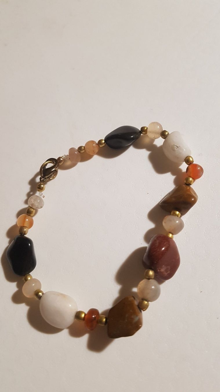 Bracciali & Braccialetti: Schönes Armband echte Halbedelsteine herrliche Farben+Formen – Usato da Basel venduto da ivoli