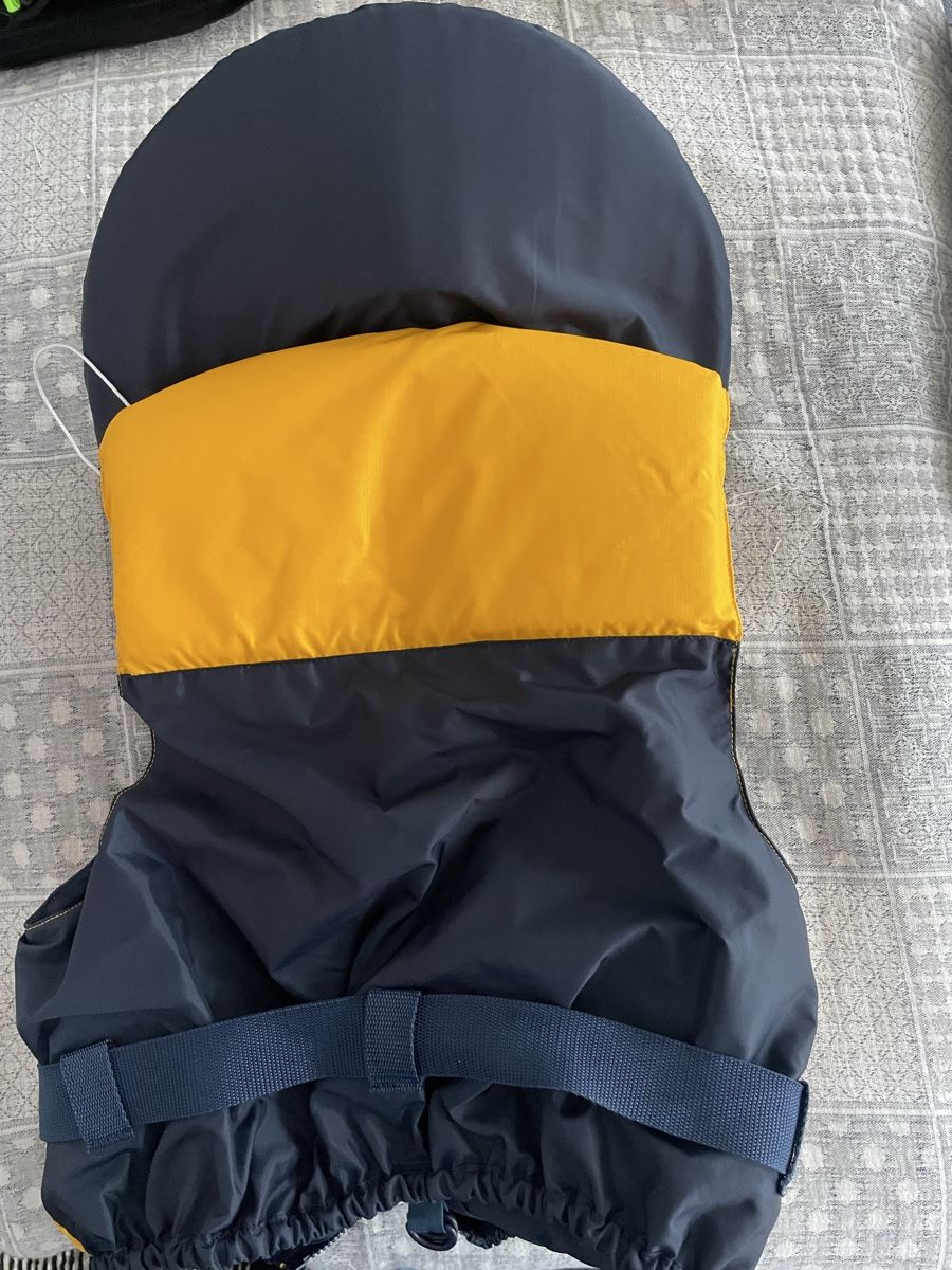 Schwimmwesten: Schwimmweste Crewsaver Grösse S – Gebraucht aus Wollerau von koiisler 2
