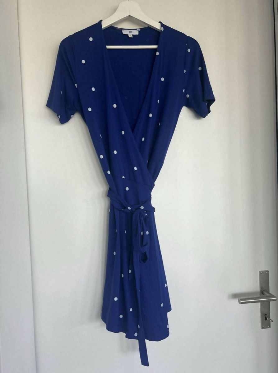 Kleider: KLEID GRÖSSE M – Gebraucht aus Dübendorf von ali_g7p8