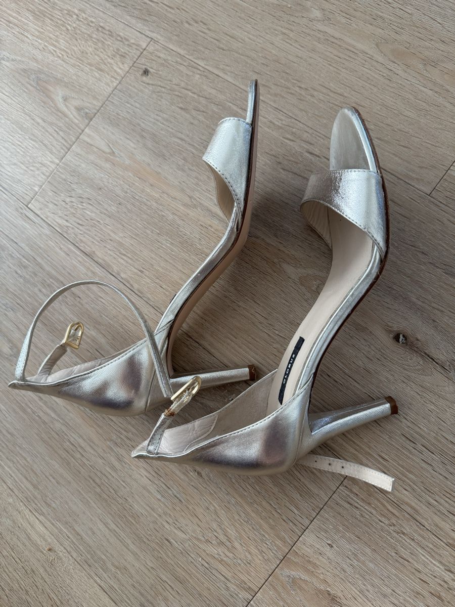 Globus Chaussures femmes: Sandalen globus – D'occasion à Eschlikon TG par Didi2007_