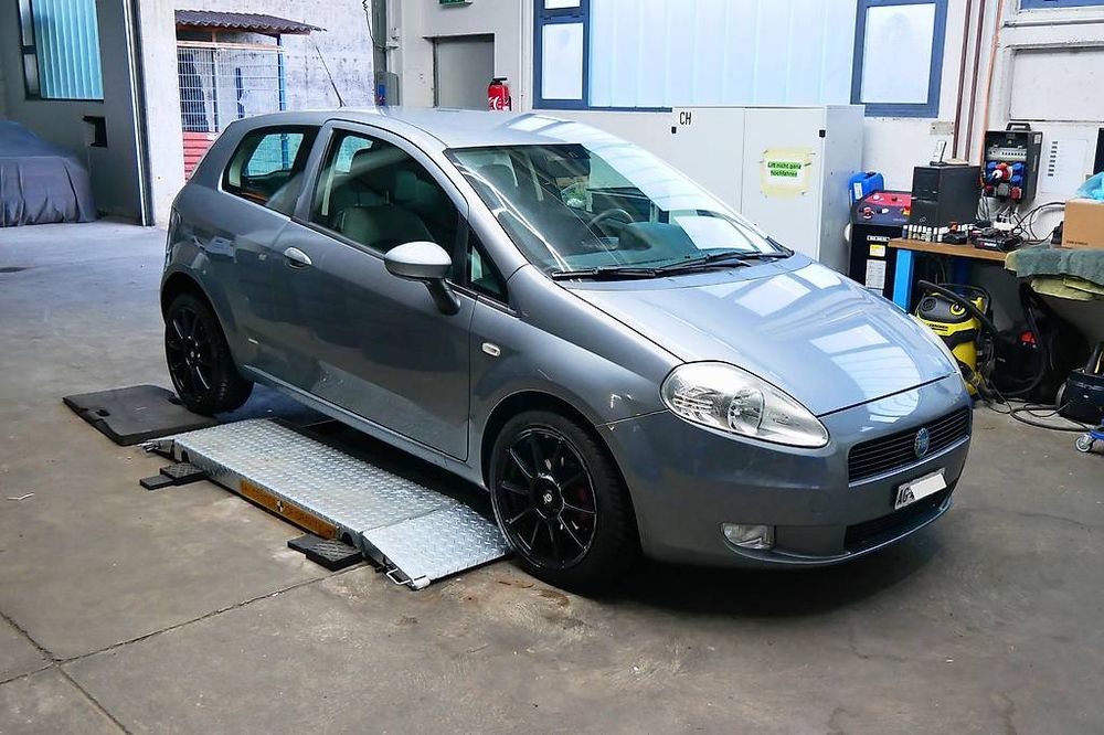 Fiat Autos: Fiat Punto 1.4 16V 95 – Gebraucht aus Frick von sandro_martin