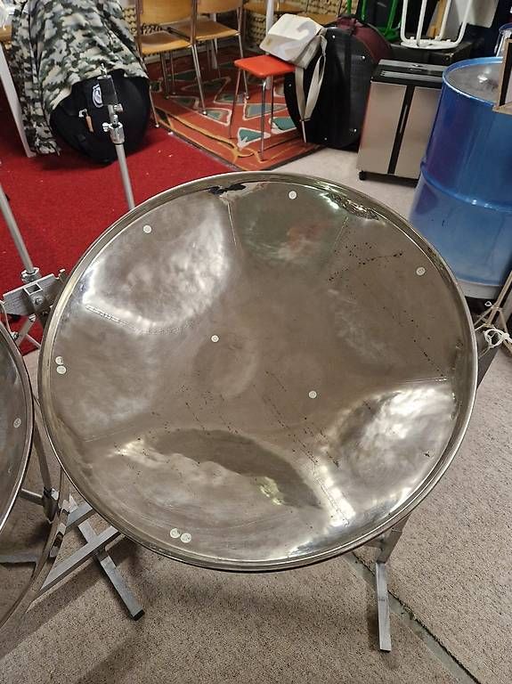 Strumenti musicali: 3er-Cello Steeldrum Steelpan – Usato da Steinmaur venduto da Arsteeldrum 4