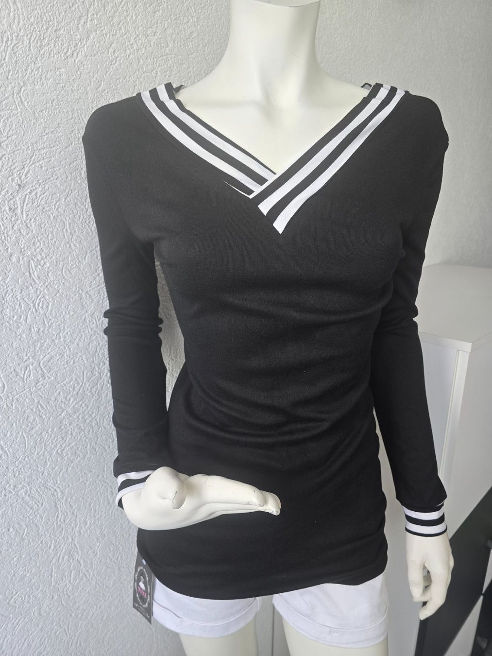 Top: Pull long léger taille S Neuf – Nuovo e nell'imballaggio originale da Les Verrières venduto da kitel79 2