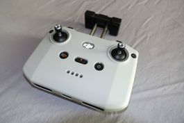 DJI RC-N3 Fernsteuerung – neuwertig, inkl. Silikoncase
