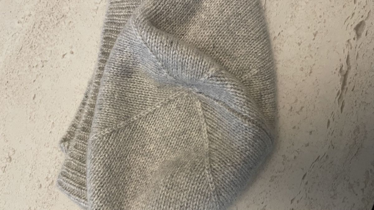Hüte, Mützen & Caps: NEUF bonnet en cachemire  – Neu (gemäss Beschreibung) aus Satigny von Pauline_1987 2