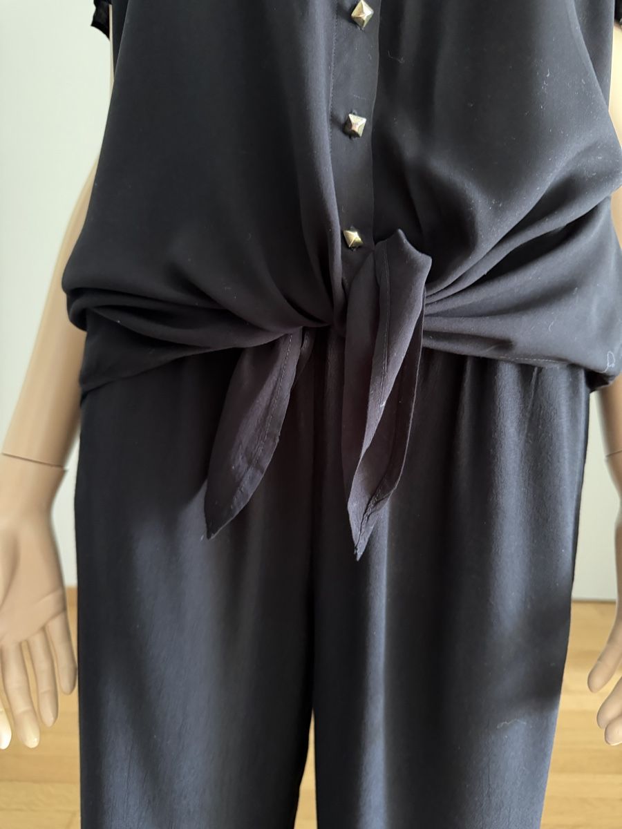 Guess Blusen: Guess Bluse schwarz Grösse XL Kurzarmbluse kurzarm  – Gebraucht aus Glattpark(Opfikon) von neu_z6sm 1