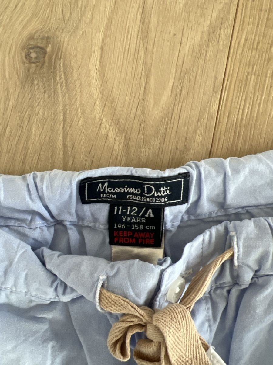 Massimo Dutti Pantaloni: Massimo Dutti Kinder Shorts, Gr. 146-158, hellblau – Usato da Rorschach venduto da zlatokosa85 2