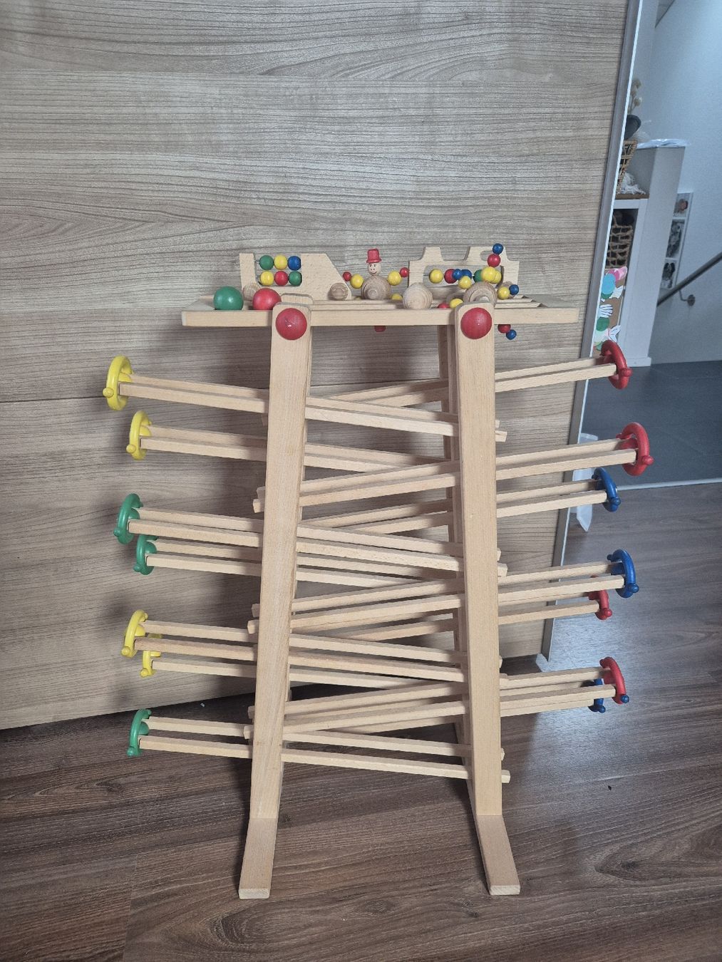 Jouets: Kugelbahn aus Holz – D'occasion à Bauma par Stenamo
