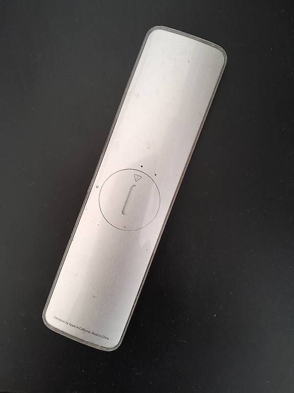 Fernbedienungen: Apple TV remote – Gebraucht aus Lausanne von EdwinBOSU 1