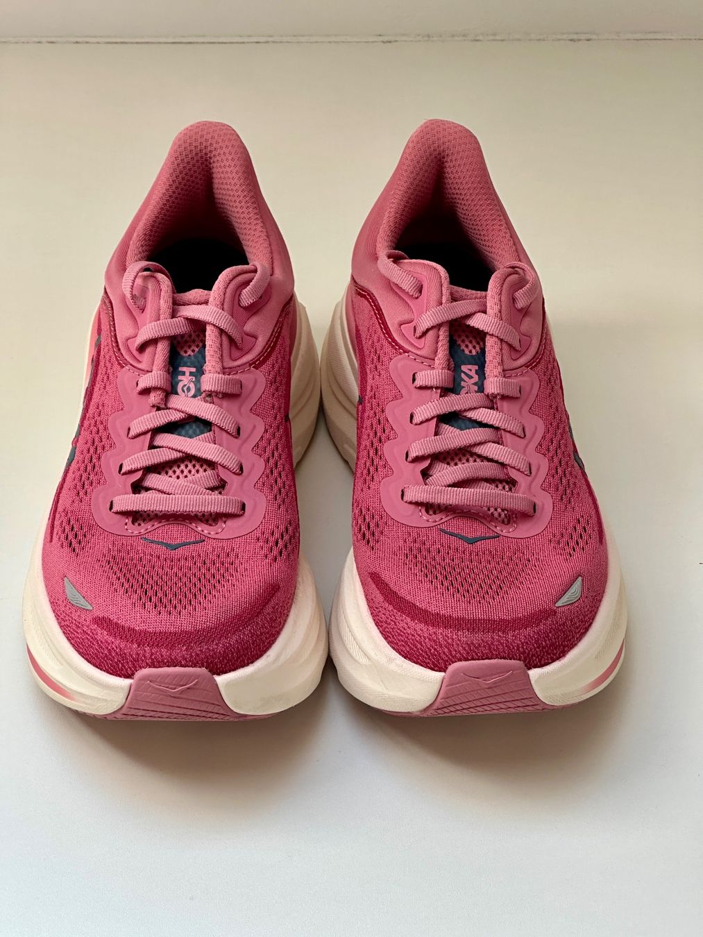 Hoka One One Chaussures femmes: HOKA Laufschuh – D'occasion à Uster par Atea 2