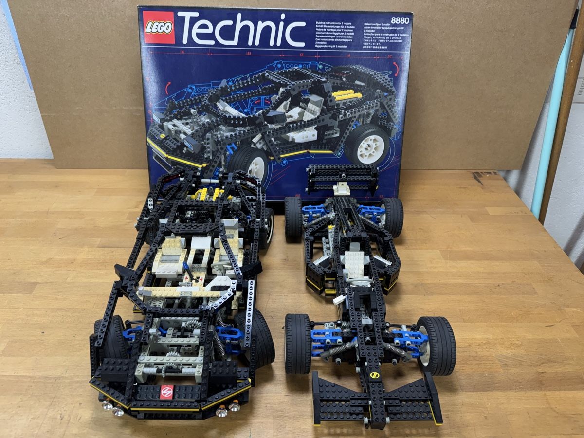 Lego Spielzeuge: Lego Technic Supercar 8880 Doppel pack  – Gebraucht aus Reutlingen von