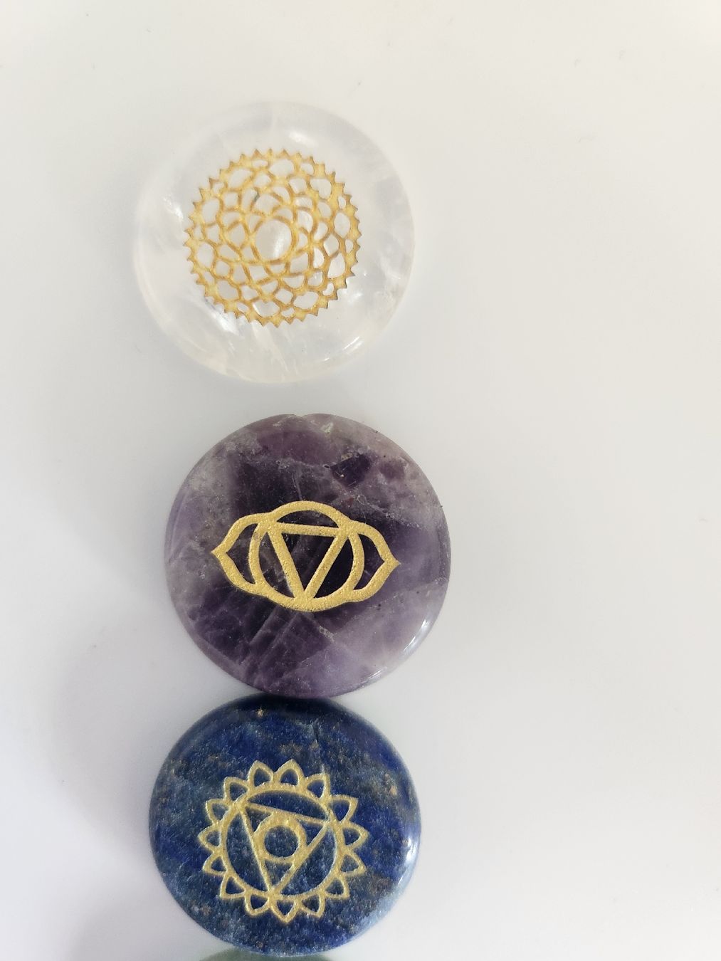 Minerali & Pietre curative: 1 set de pierres naturelles 7 chakra  – Nuovo e nell'imballaggio originale da St-Livres venduto da SilkeC 1