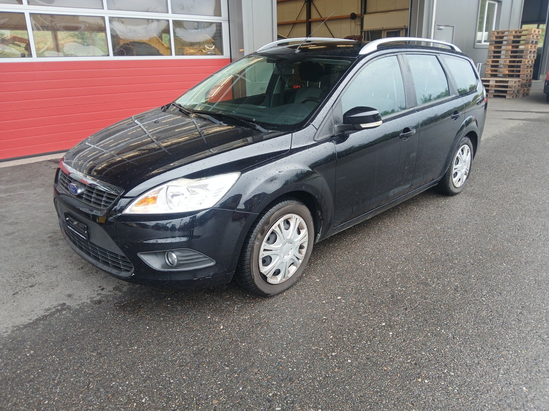 Ford Automobili: Ford Focus 1.8i – Usato da Roggliswil venduto da PeterMaschinen