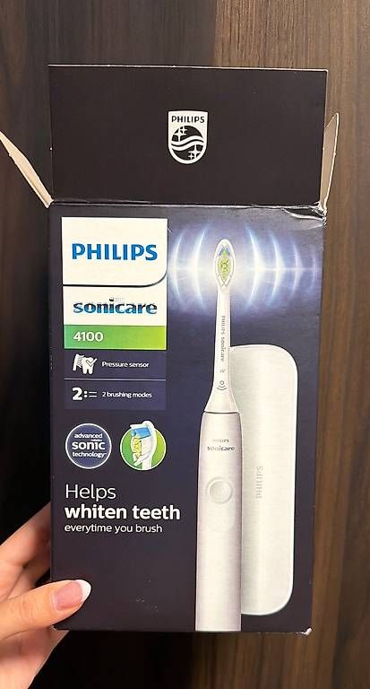 Cura dei denti: Philips sonicare 4100 Zahnbürste – Usato da Buochs venduto da ele_q7rh 1