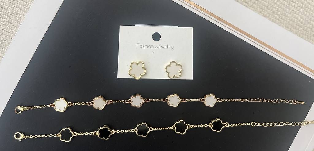 Bracciali & Braccialetti: Armbänder und Ohrringe neu – Usato da Embrach venduto da NWN20