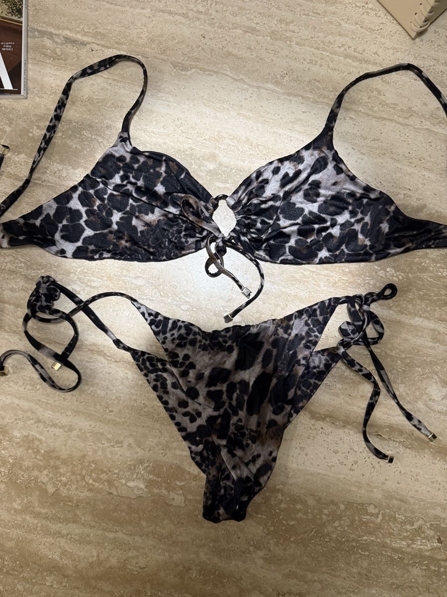Calzedonia Costumi da bagno & Bikini: Bikini leopard print tie-up halter top size M – Usato da Dübendorf venduto da ReLoved_Fashion_ZH