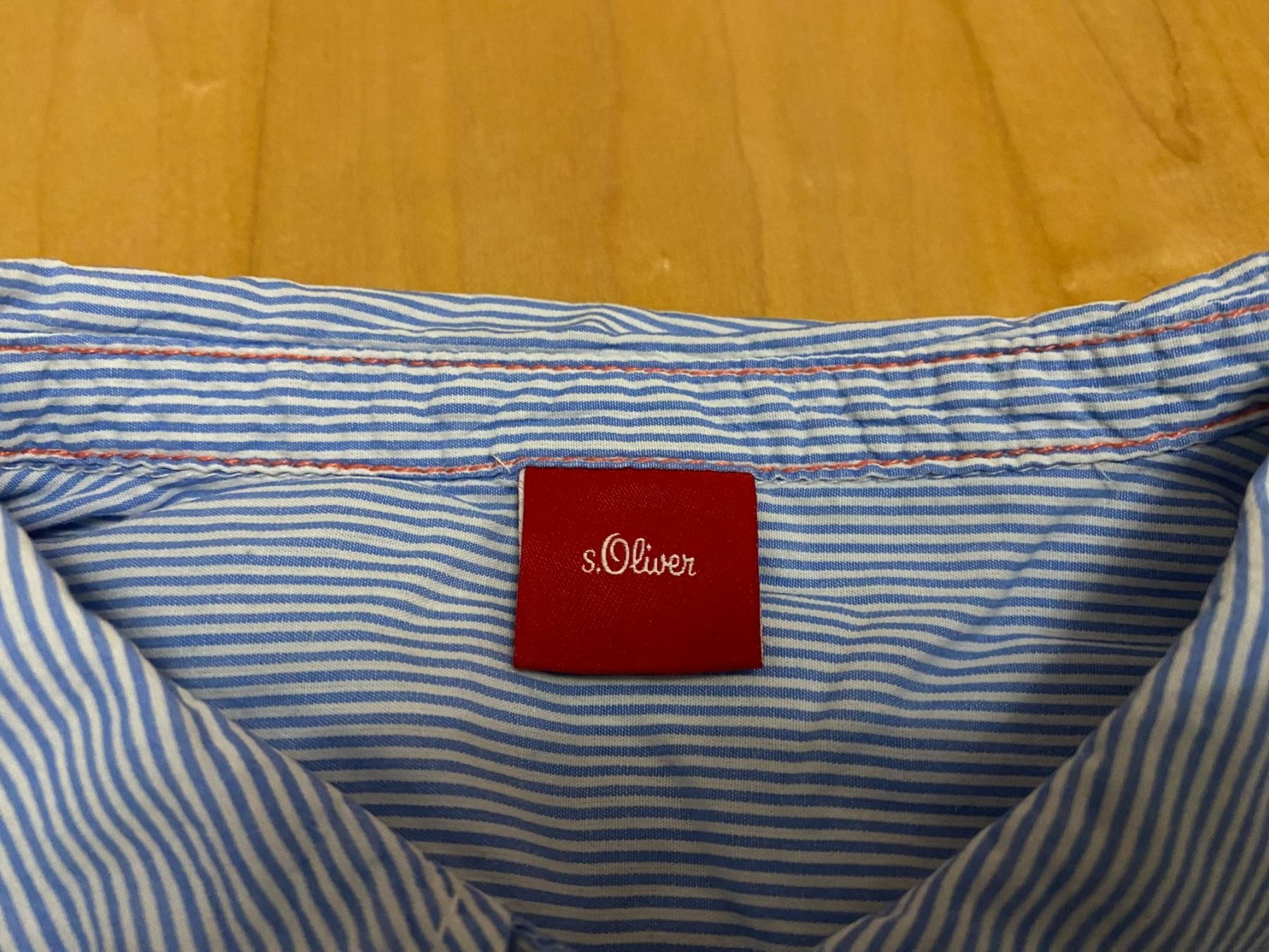 S.Oliver Camicie, T-shirt & Polo: Hemd Gr. 140 S.Oliver gestreift blau weiss – Usato da Flawil venduto da savoypremium 1