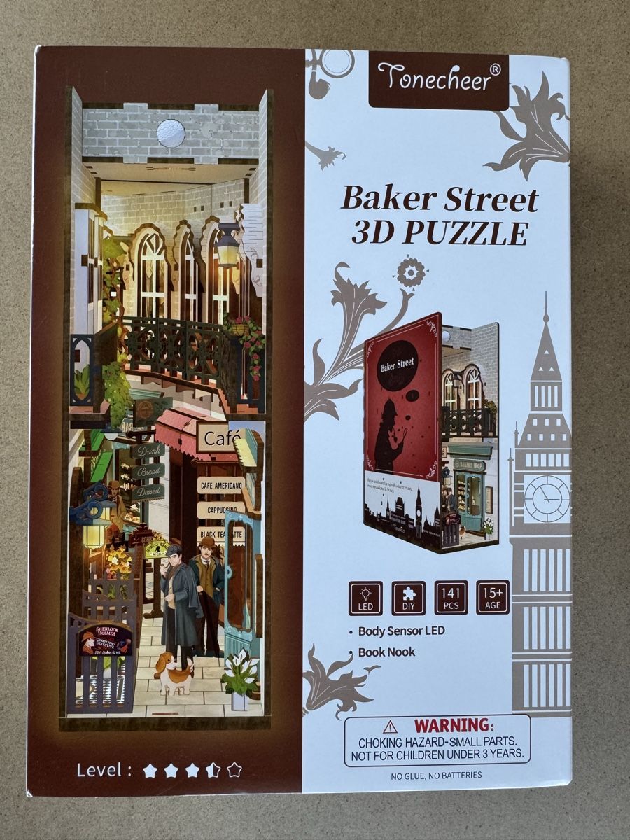 Tutte le decorazioni: Tonecheer Baker Street Book Nook LED – Nuovo e nell'imballaggio originale da Oberlunkhofen venduto da ste_vtj5