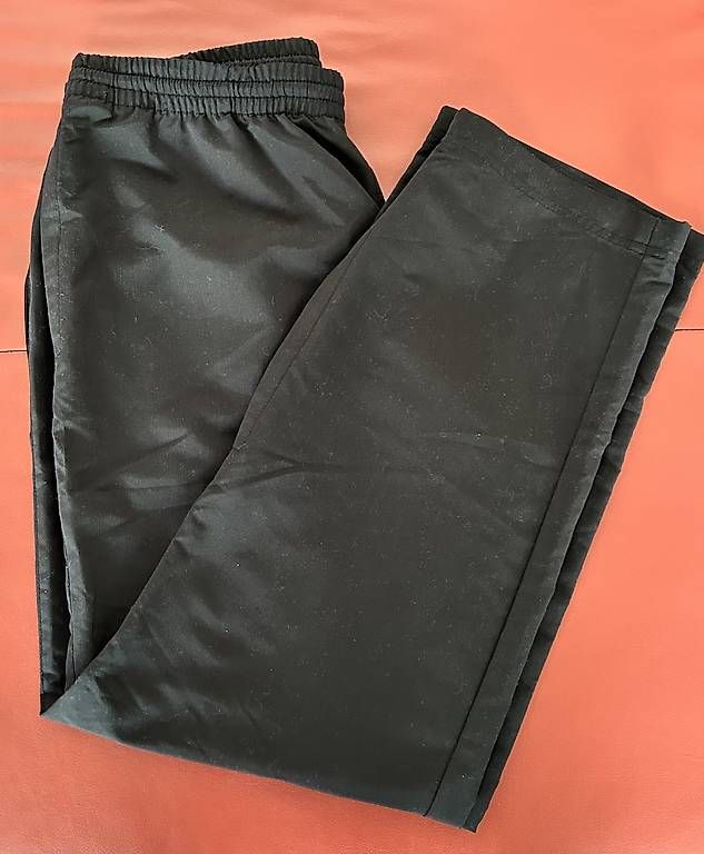 Manor Hosen: Trainerhose, Freizeithose sommerleicht, XL – Neu (gemäss Beschreibung) aus Biel/Bienne von fam_qjh6