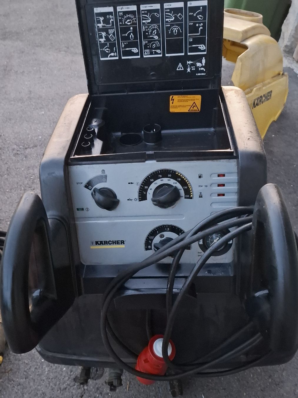 Kärcher Nettoyeurs à haute pression: KÄRCHER HDS 895 4M – D'occasion à Emmenbrücke par dsn15 5