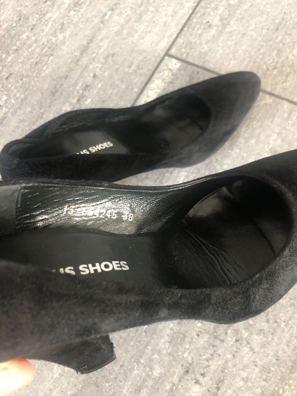 Globus Scarpe da donna: Globus Pumps Gr. 38 schwarz – Usato da Biel-Benken BL venduto da Oobey 3