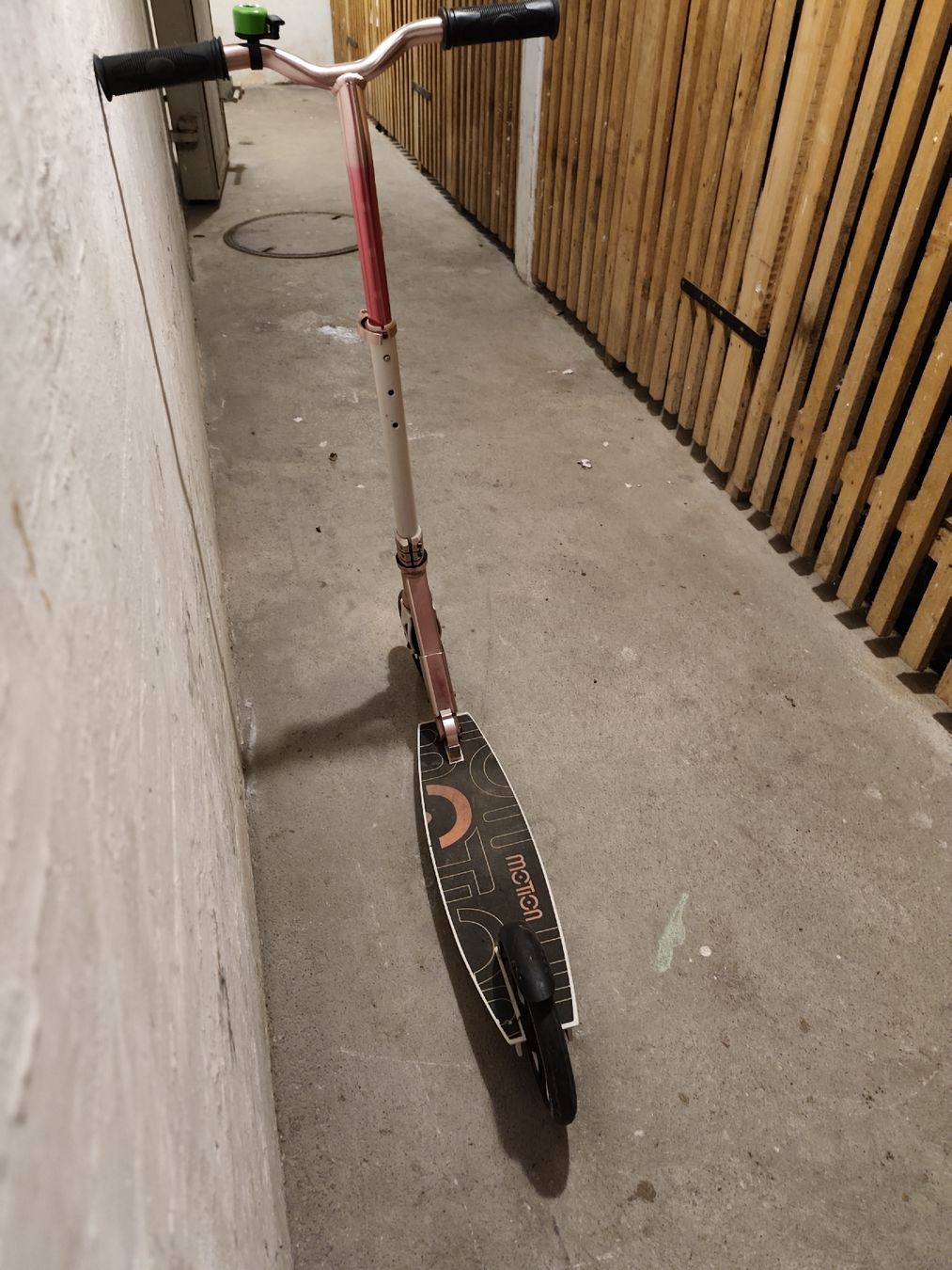Kickboard: Motion Scooter – Usato da Wallisellen venduto da Cocomelo 1