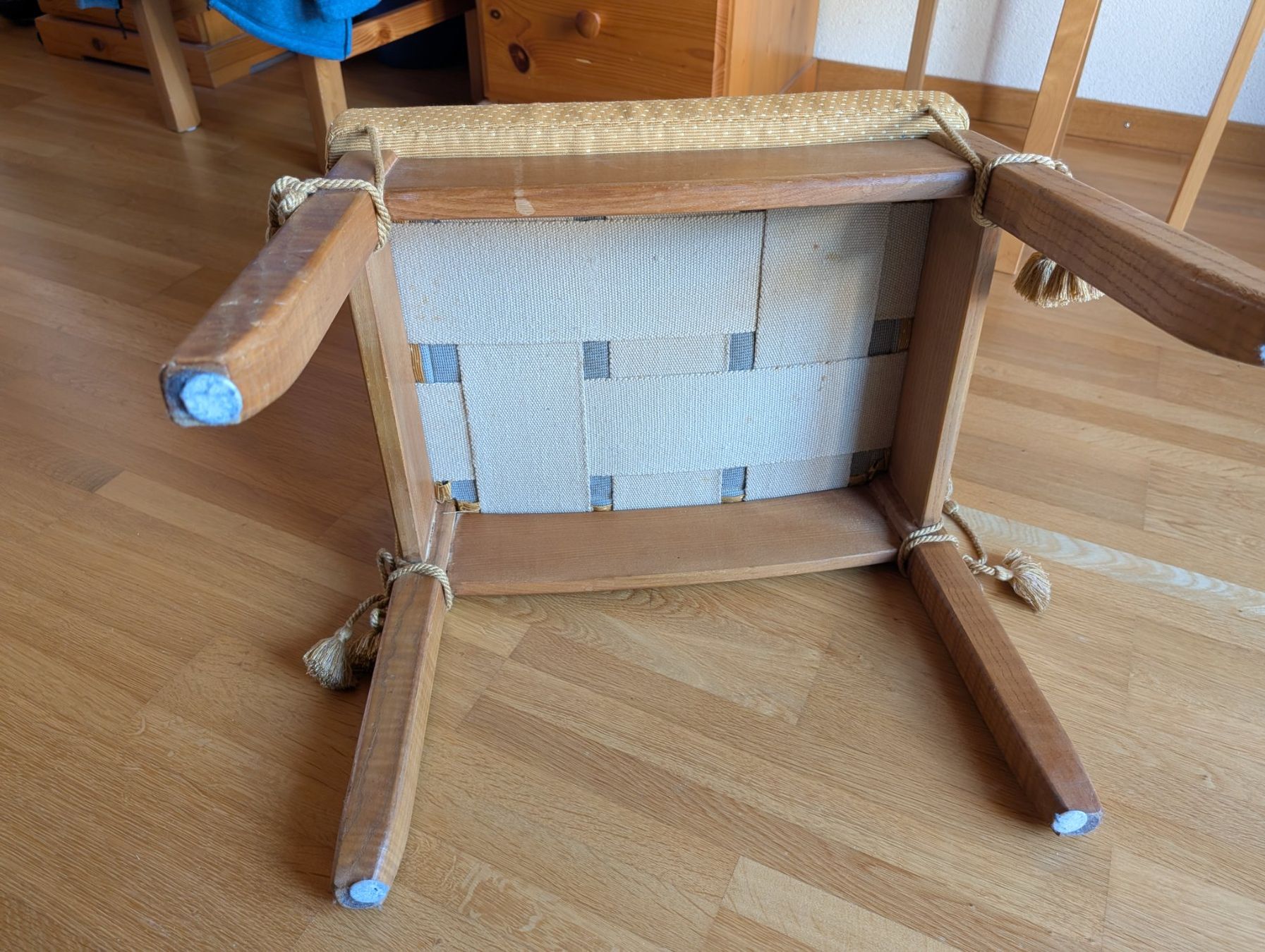 Hocker: Hocker – Gebraucht aus Utzenstorf von Retep111 2