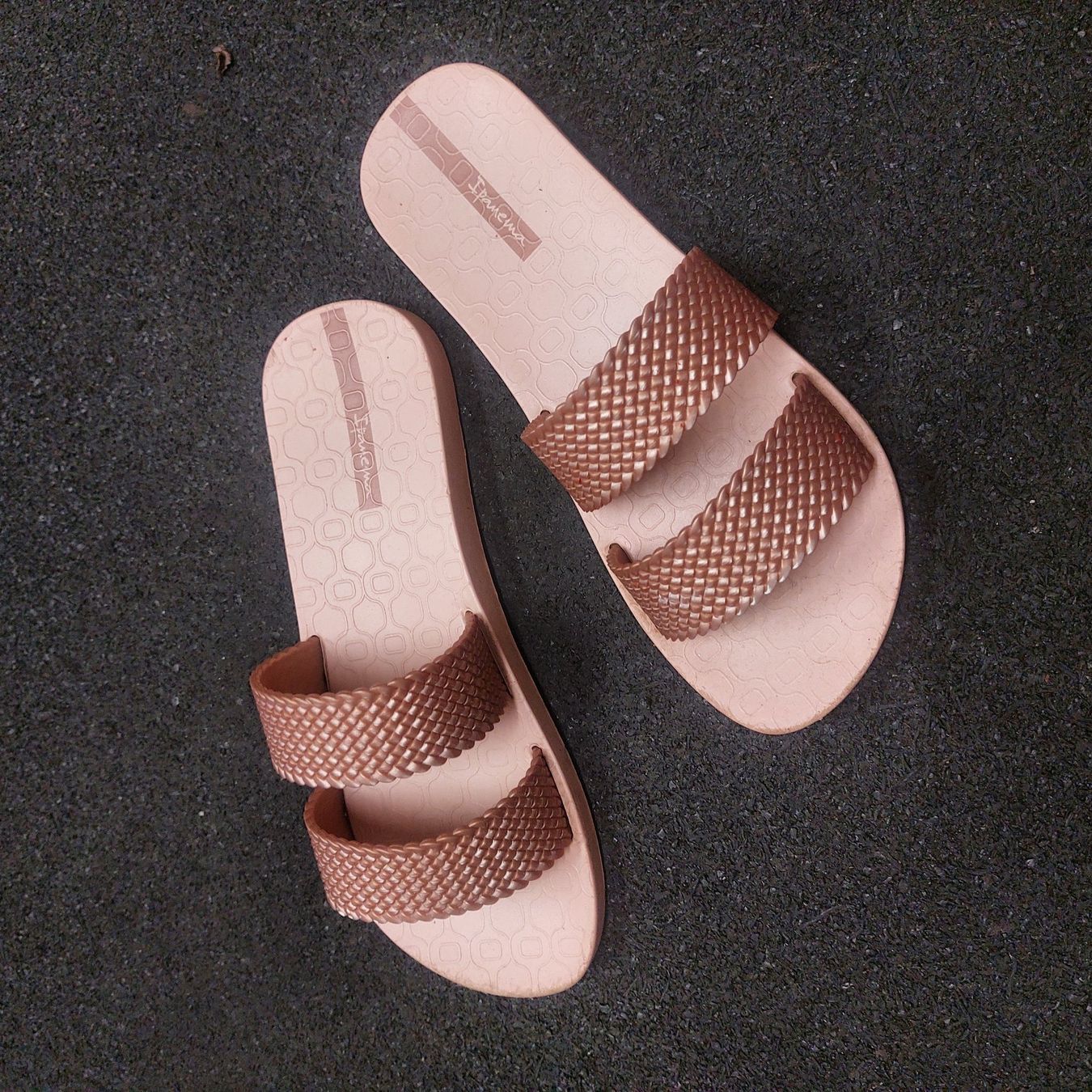 Chaussures femmes: Sandale Gr.38 – D'occasion à uzwil par Cama1