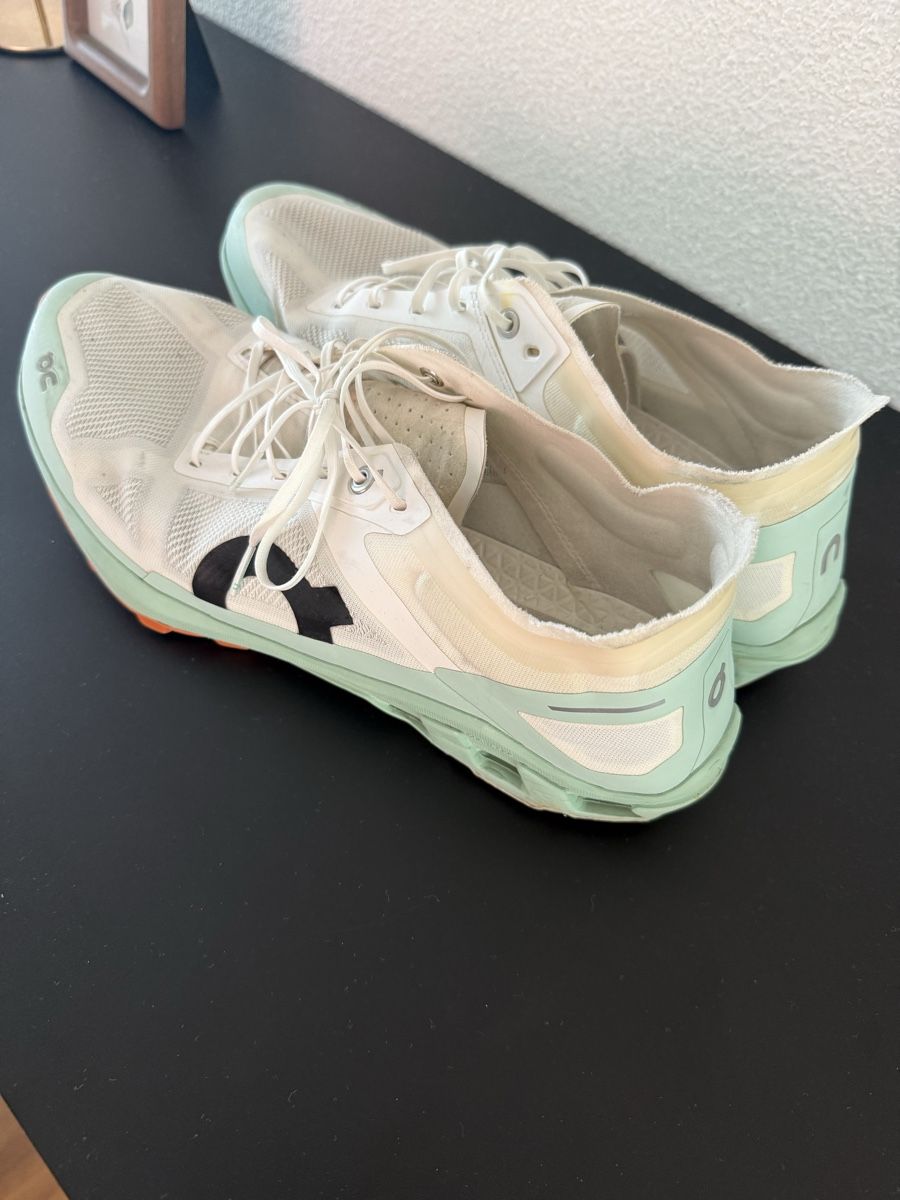 On Chaussures hommes: On Cloud – D'occasion à Buchs AG par Lucky232 2