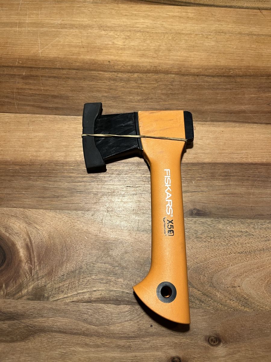 Fiskars Alle Werkzeuge: Beil Fiskars X50 mit Schutz – Gebraucht aus Würenlos von jam_mv8g 9