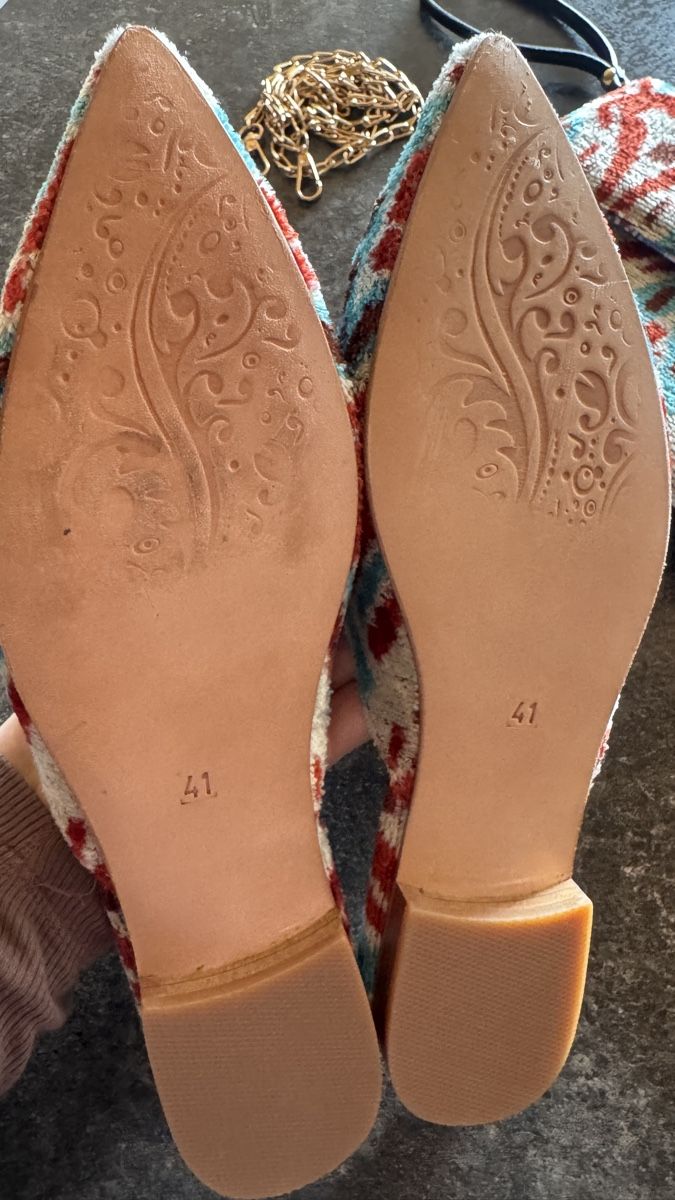Scarpe da donna: Set aus Clutch und Slippers – Usato da Chur venduto da kastp 4