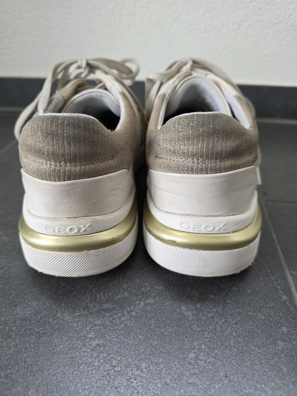 Geox Scarpe da donna: Geox Dalyla Sneaker – Usato da Zufikon venduto da Shiningsaphier 4
