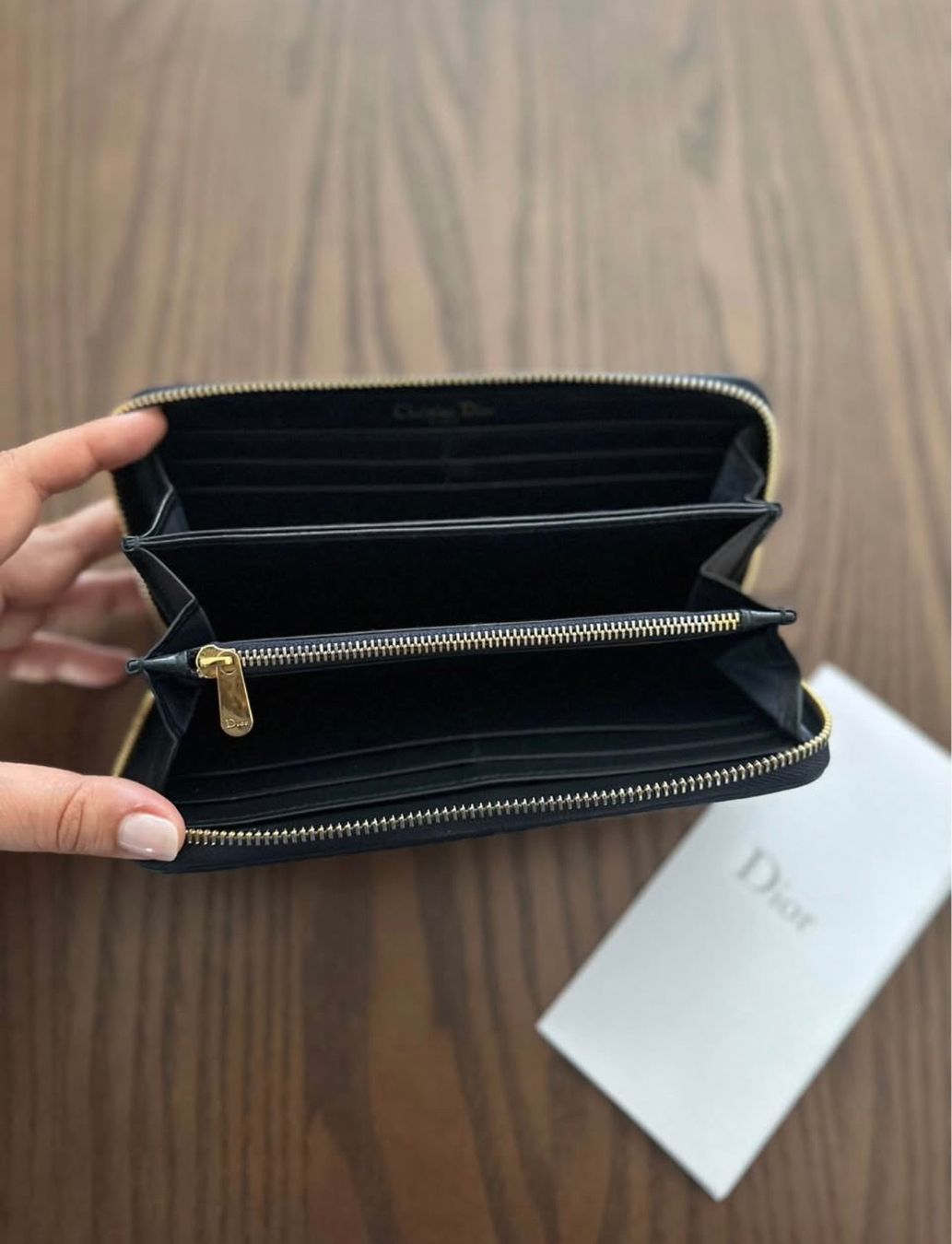 Dior Portamonete: Portefeuille Dior Montaigne – Usato da La Chaux-de-Fonds venduto da rub_sy2r 2