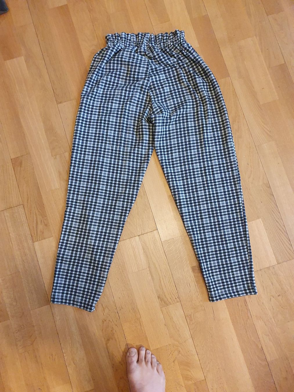 Pantaloni: Damenhose Bebe Plus grösse S – Usato da Zürich venduto da loosebone 5
