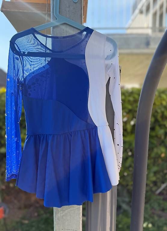 Vestiti & Gonne: Eiskunstlauf Kleider gr.8 jahre – Usato da Sarmenstorf venduto da giu_v699 1